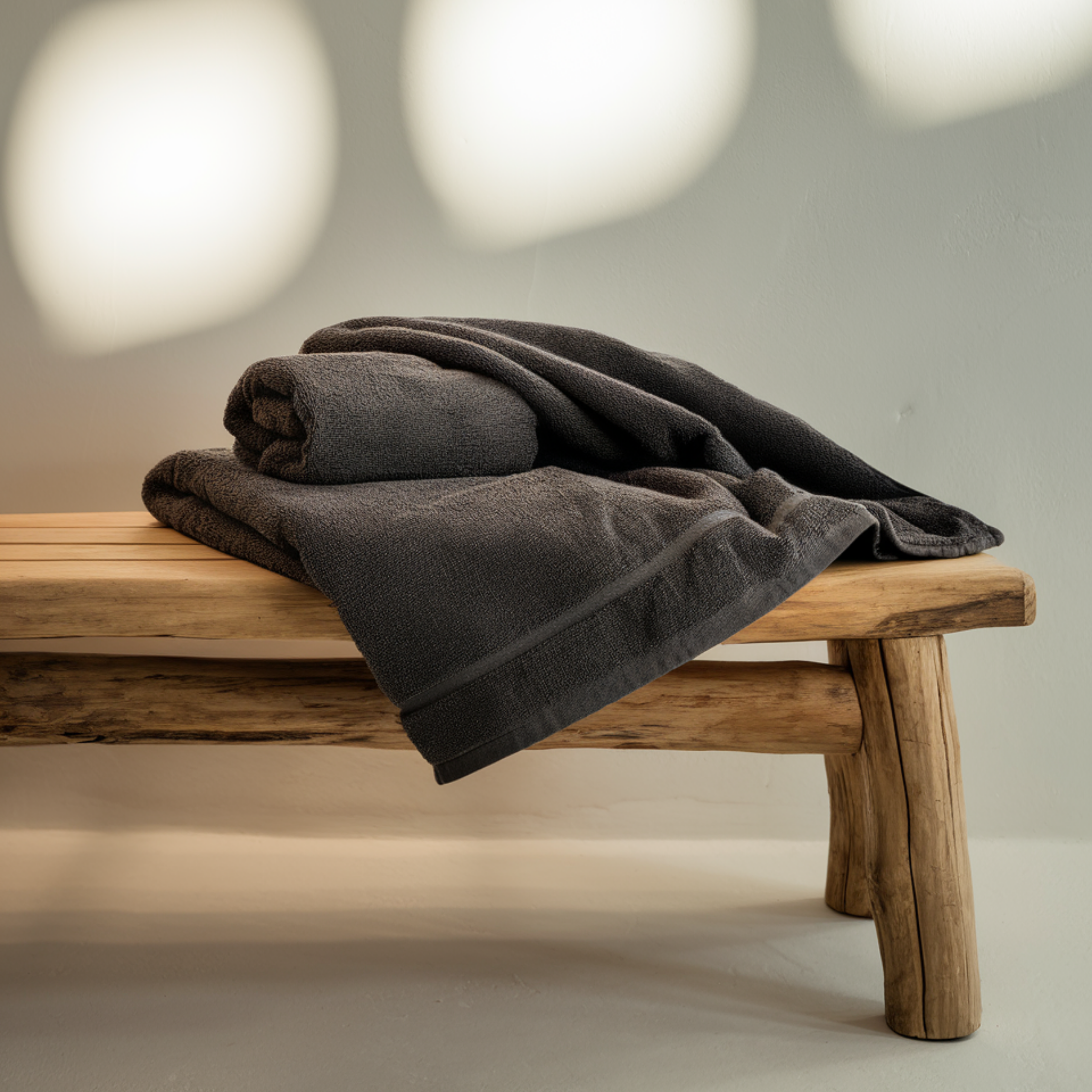 Set of 2 Luxury Bath Towels (150x70cm)